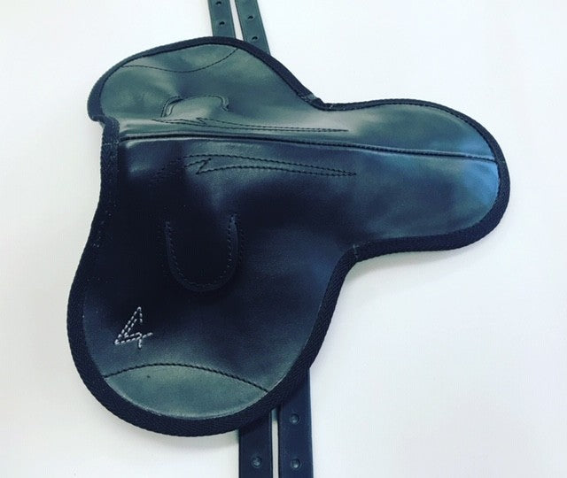Selle de course obstacle légère à arçon carbone