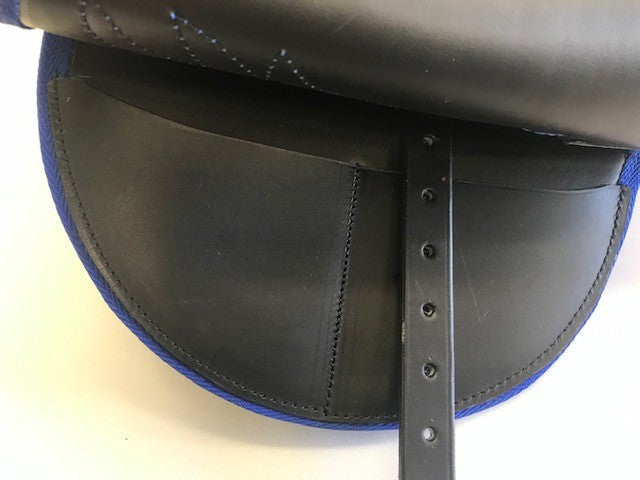 Selle de course plat légère en cuir, arçon carbone, de 200 g à 1 kg - Sellerie Cassou