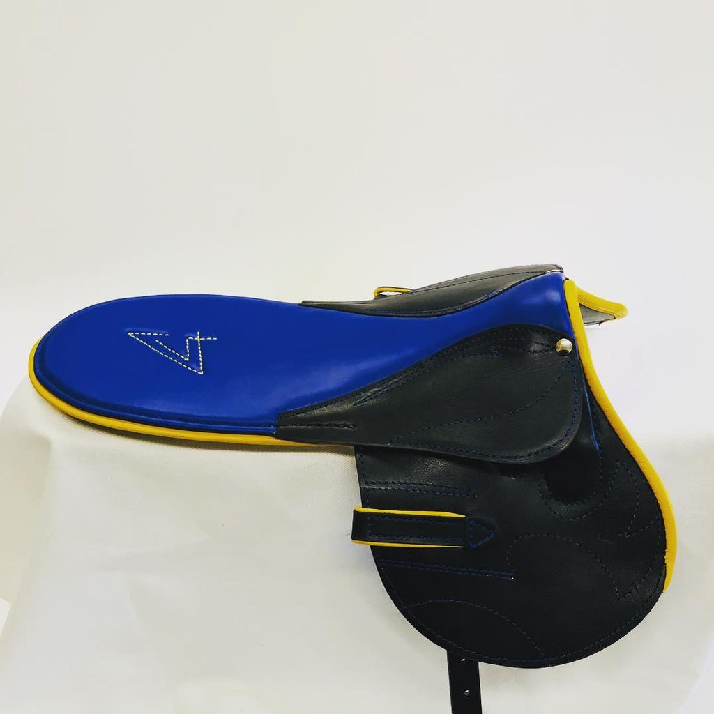 Selle de course plat USA avec poches à plombs