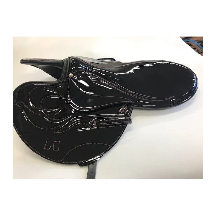 Selle de course plat modèle Europe — vue complète au format carré