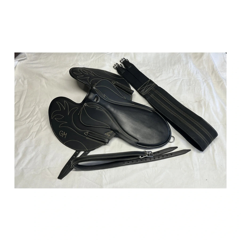 Selle Trot Monté — vue complète au format carré